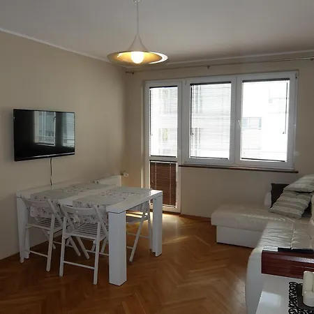 Baltic Rent - Plac Grunwaldzki 20 *